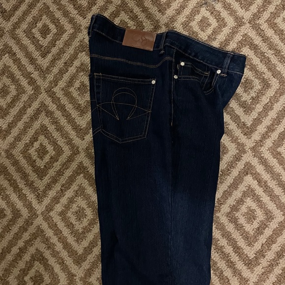 Jeans - Picture 3 of 6